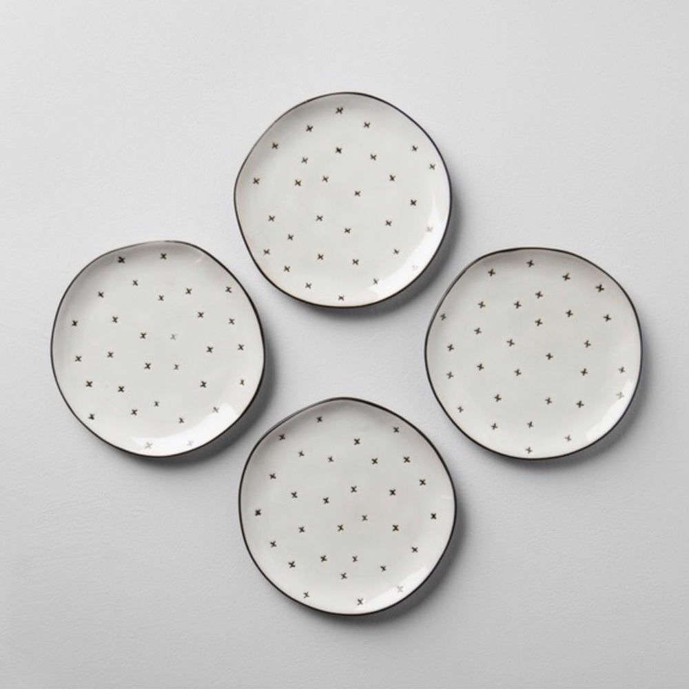 ISO ISO ISO Hearth and Hand w/Magnolia “x” patterned plates - Picture 2 of 3